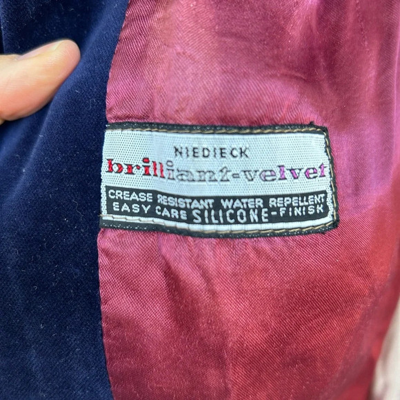 Gorgeous Vintage  Blue Velvet Coat, size approx 6 - Picture 14 of 16